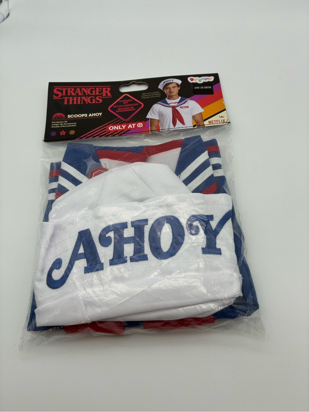 nwt Stranger Things Scoops Ahoy Sailor Costume Hat and Collar - White & Blue